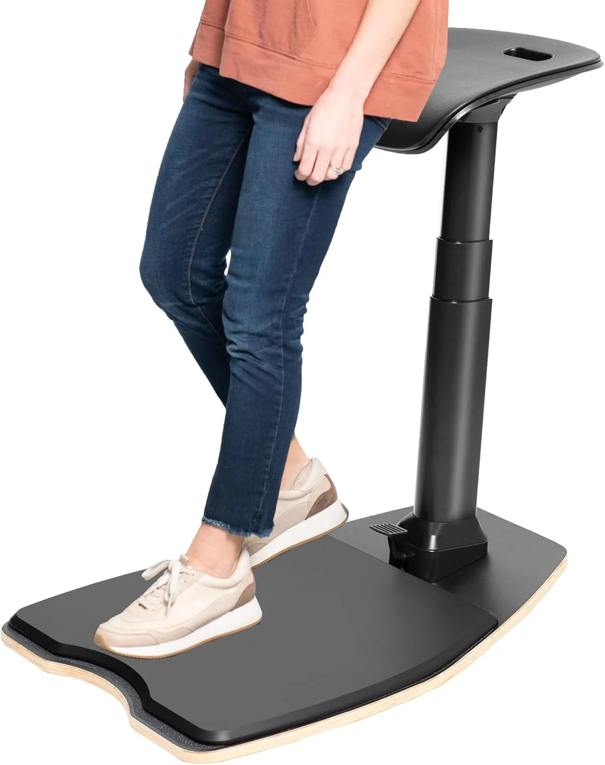 Ergonomic inclined standing desk with chair. portable height-adjustable anti-fatigue cushion. suitable for home and office. black