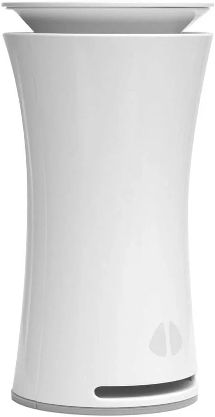 The 9-in-1 intelligent air quality monitor is suitable for indoor environments. It integrates an intelligent temperature sensor. an intelligent humidity sensor. a carbon dioxide monitor. and a mold detector. and comes with a free mobile application.